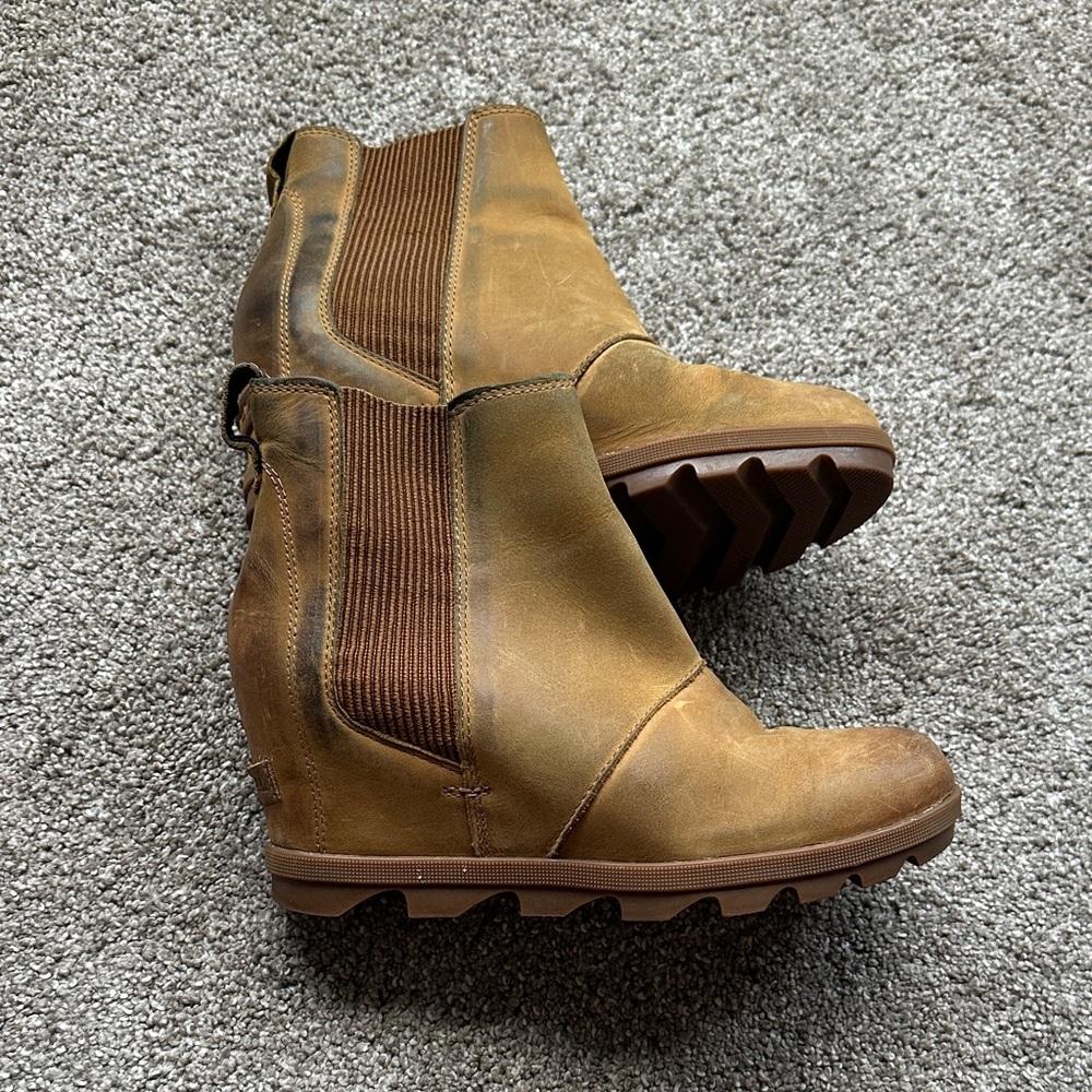 Sorel Brown Ankle Boots with Wedge Heel